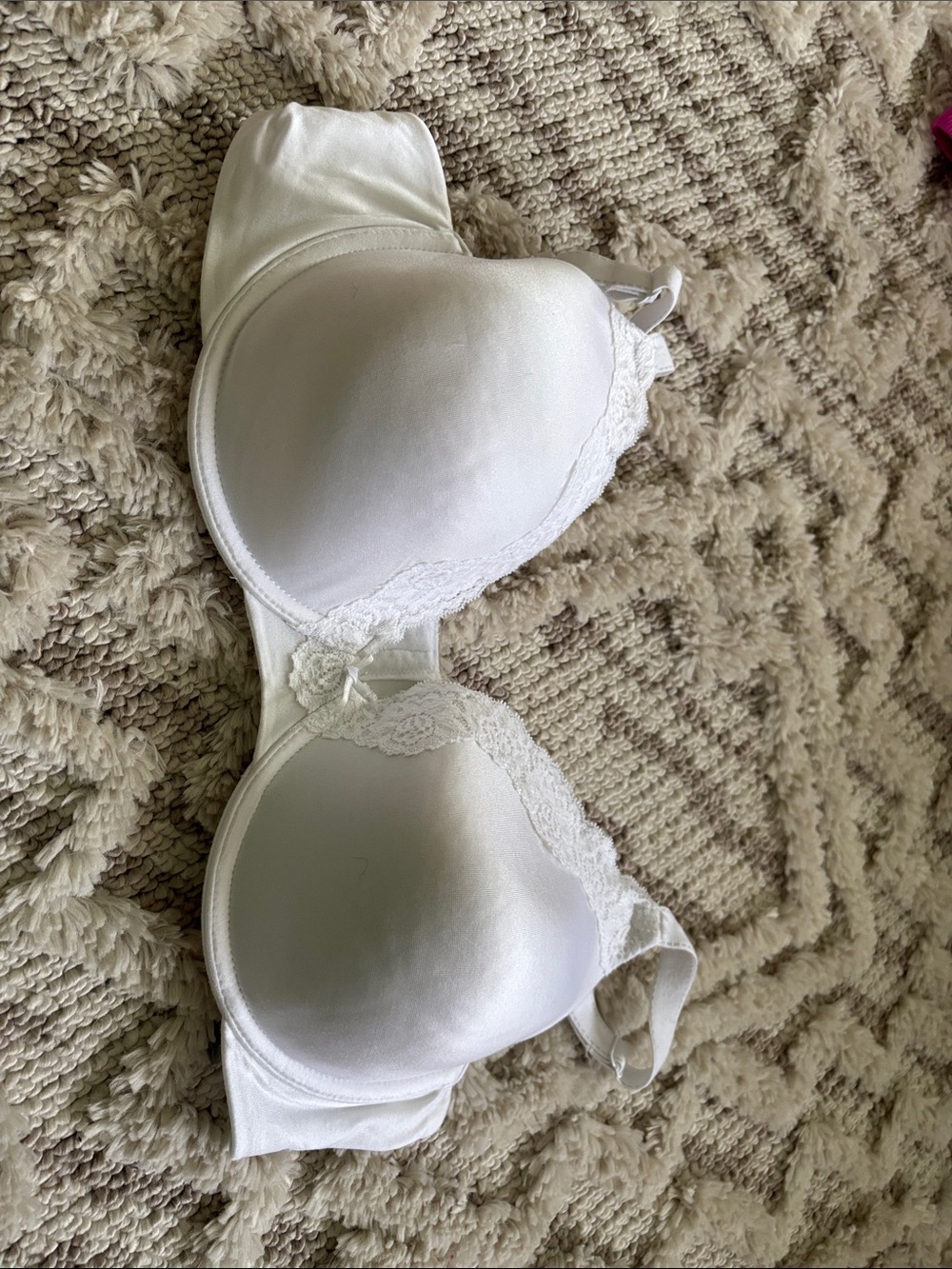 Maidenform White Lace-Trim Smooth T-Shirt Bra